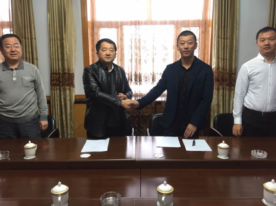 新葡萄8883官网AMG831999与黑龙江省鹤北林业局就林业碳汇项目签约相助